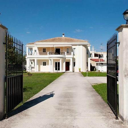 Casa Bianca Villa Kanali  ภายนอก รูปภาพ