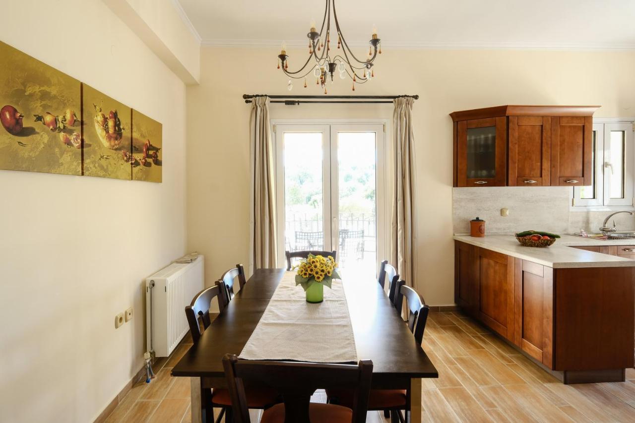 Casa Bianca Villa Kanali  ภายนอก รูปภาพ